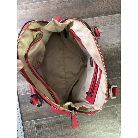 Guess Medium handbag red dome shaped zippered closure satchel - Picture 7 of 16